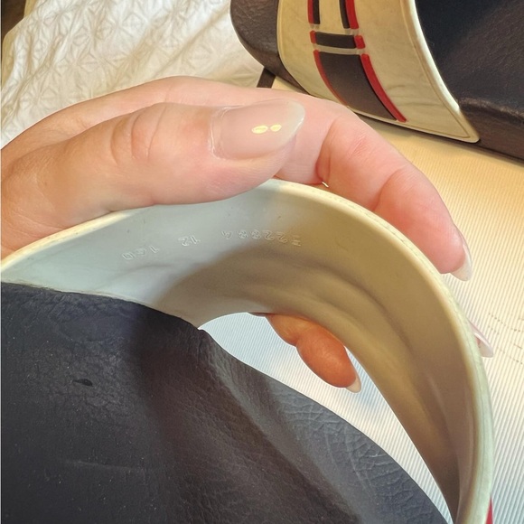Gucci Slides - Picture 5 of 6